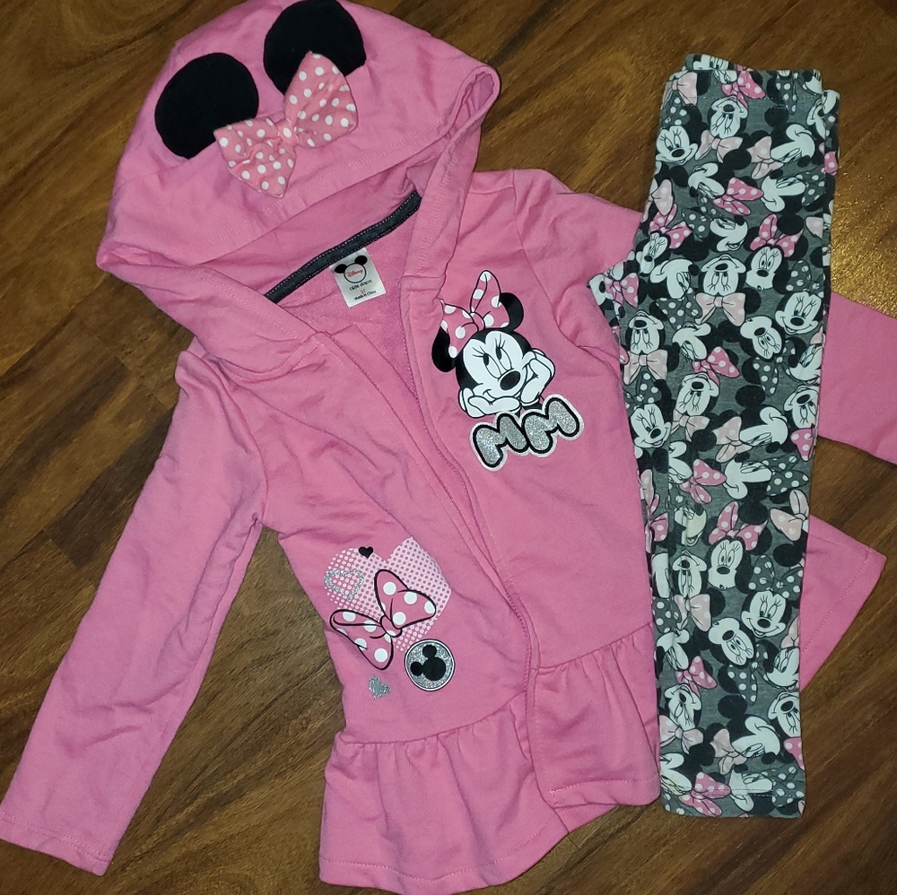 Girls Minnie Mouse outfit size 3T